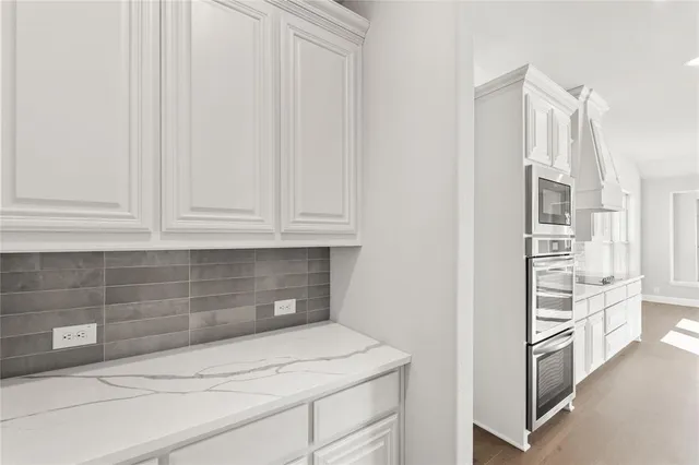 $614,000 | 643 Crystal Lk Lane, Red Oak, TX 75154