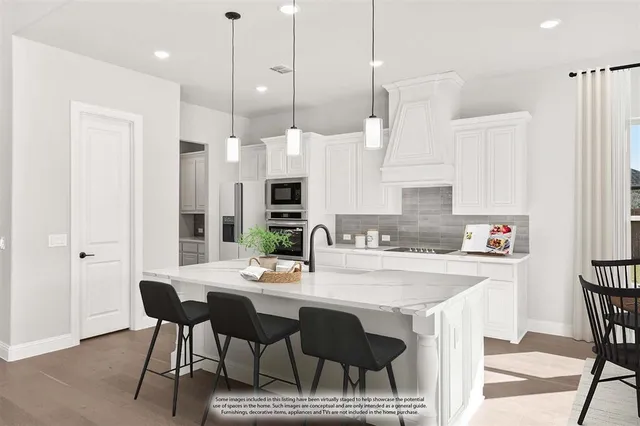 $614,000 | 643 Crystal Lk Lane, Red Oak, TX 75154