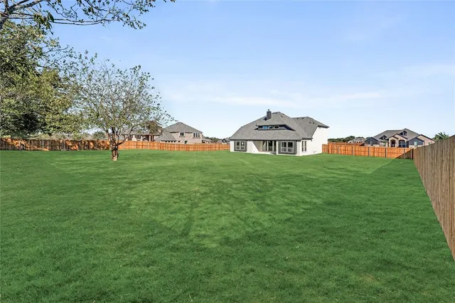 $614,000 | 643 Crystal Lk Lane, Red Oak, TX 75154