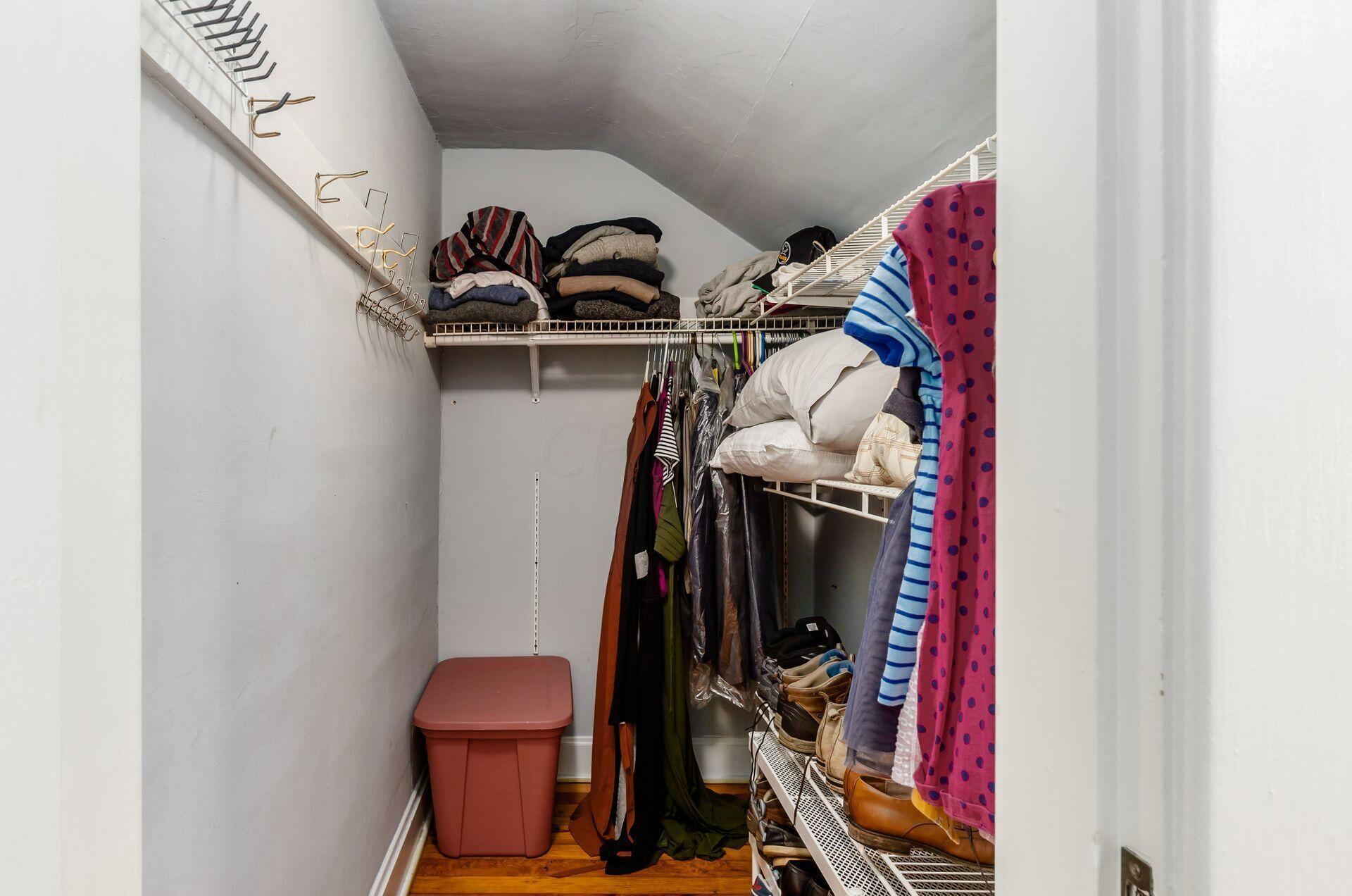 78 Brevoort Road Columbus, OH 43214 - Photo 27 of 55 2nd Walk-In Closet