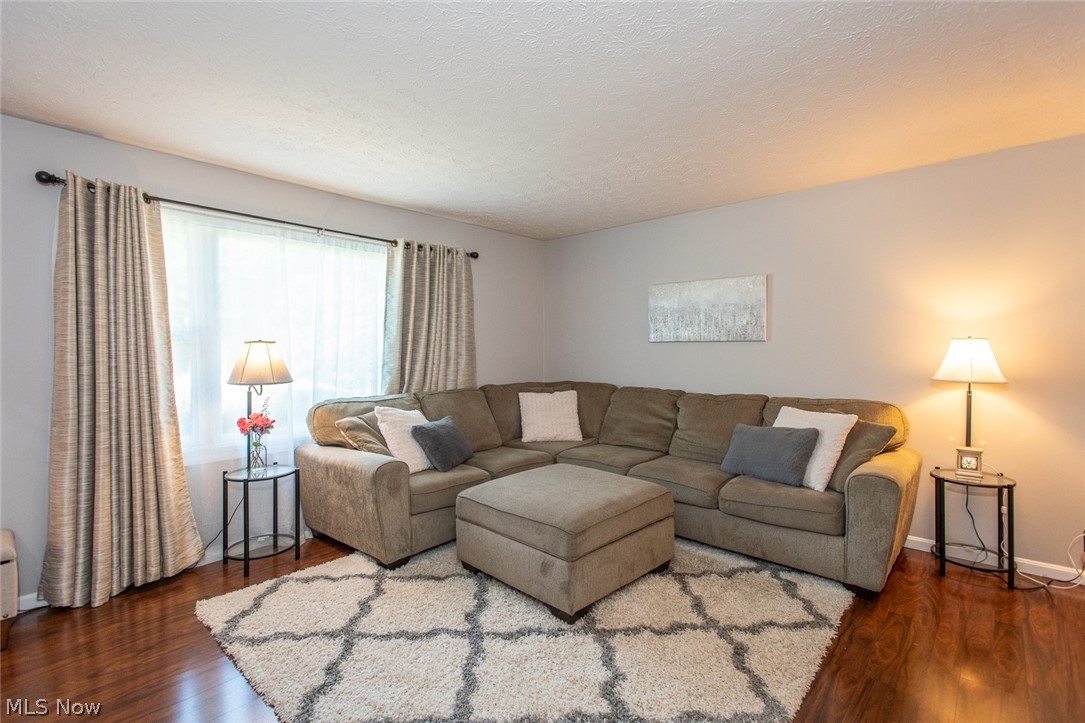 1128 Clark Road Wadsworth, OH 44281 - Photo 15 of 29 Gallery Image 15