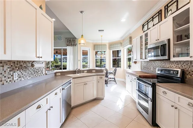 $550,000 | 11941 Bramble Cove Drive, Fort Myers, FL 33905