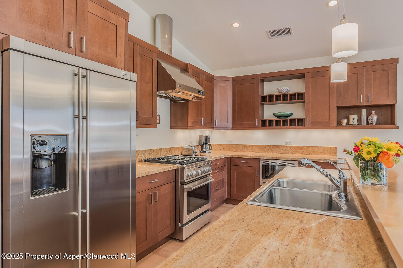 104 Midland Avenue, Unit 302 Basalt, CO 81621 - Photo 17 of 31 Kitchen