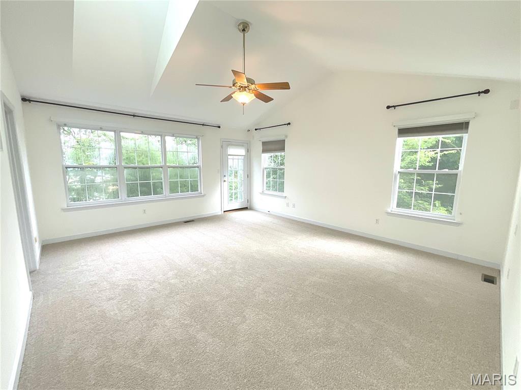 596 Eagle Manor Lane Chesterfield, MO 63017 - Photo 3 of 23