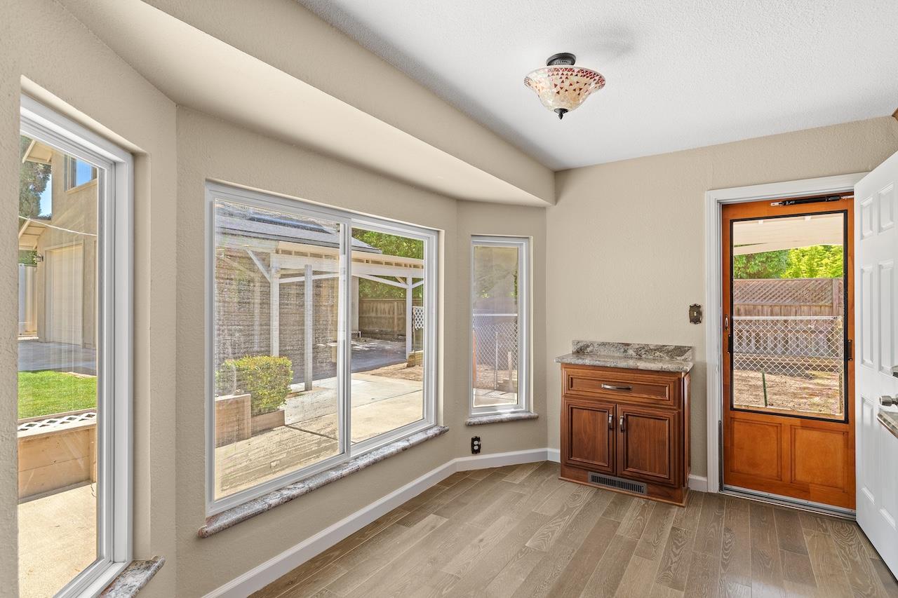 940 Constitution Way Tracy, CA 95376 - Photo 23 of 63 a view of livingroom with furniture and windows