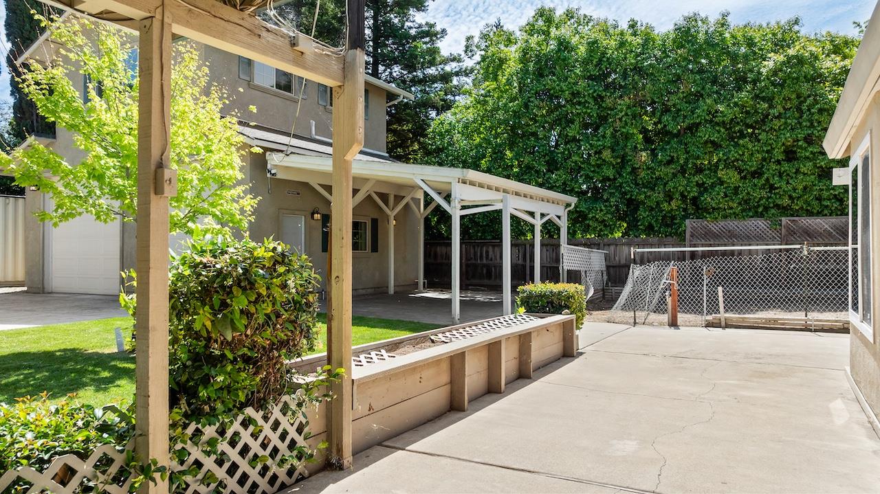 940 Constitution Way Tracy, CA 95376 - Photo 37 of 63 a view of house with a outdoor seating