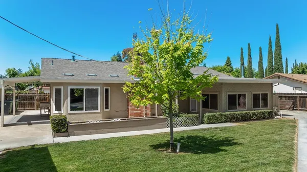 $895,000 | 940 Constitution Way, Tracy, CA 95376