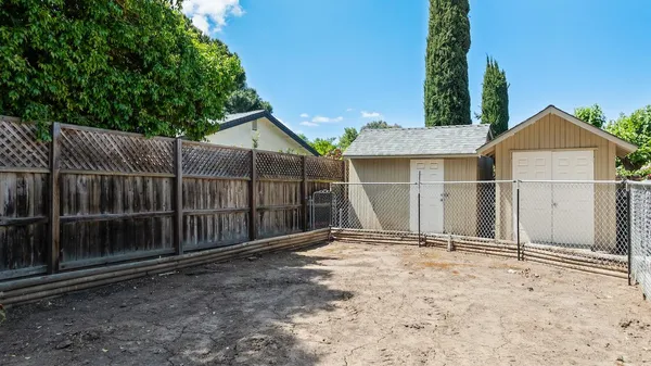 $895,000 | 940 Constitution Way, Tracy, CA 95376