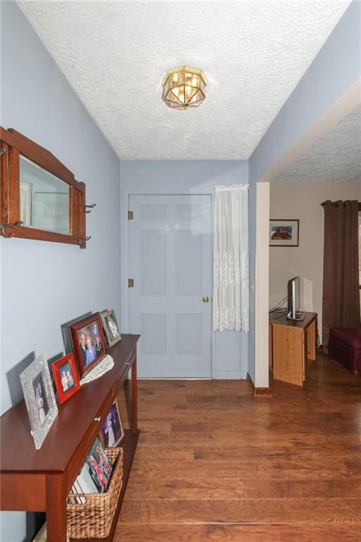 13324 Cumberland Road Fishers, IN 46038 - Photo 2 of 41