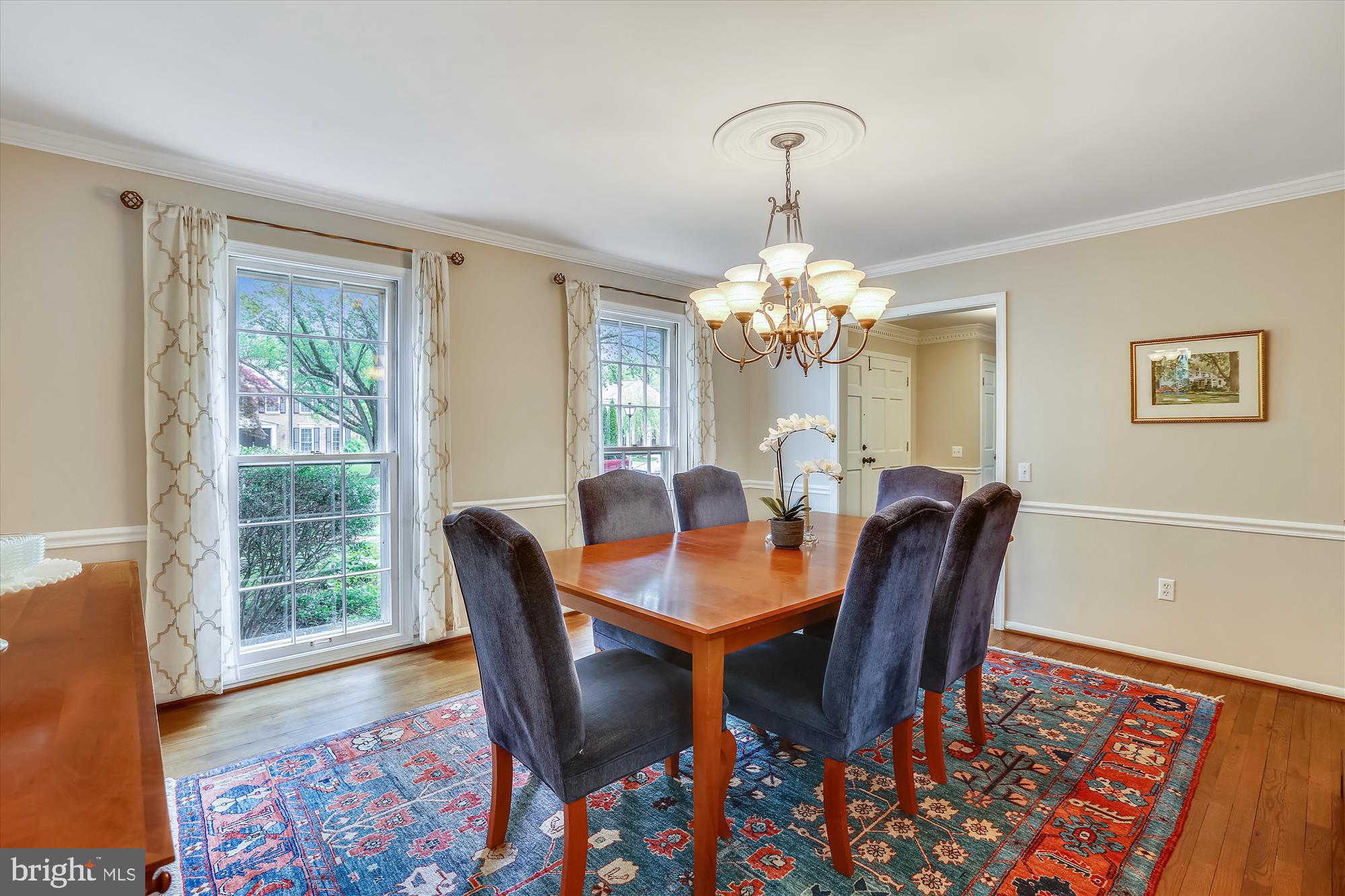 9220 Wooden Bridge Road Potomac, MD 20854 - Photo 16 of 29 Dining Room