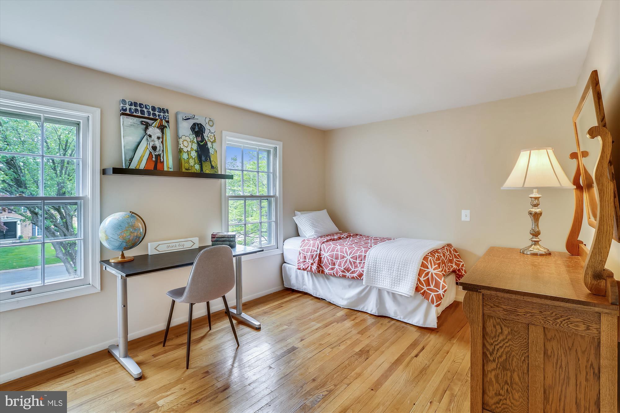 9220 Wooden Bridge Road Potomac, MD 20854 - Photo 25 of 29 Bedroom 5