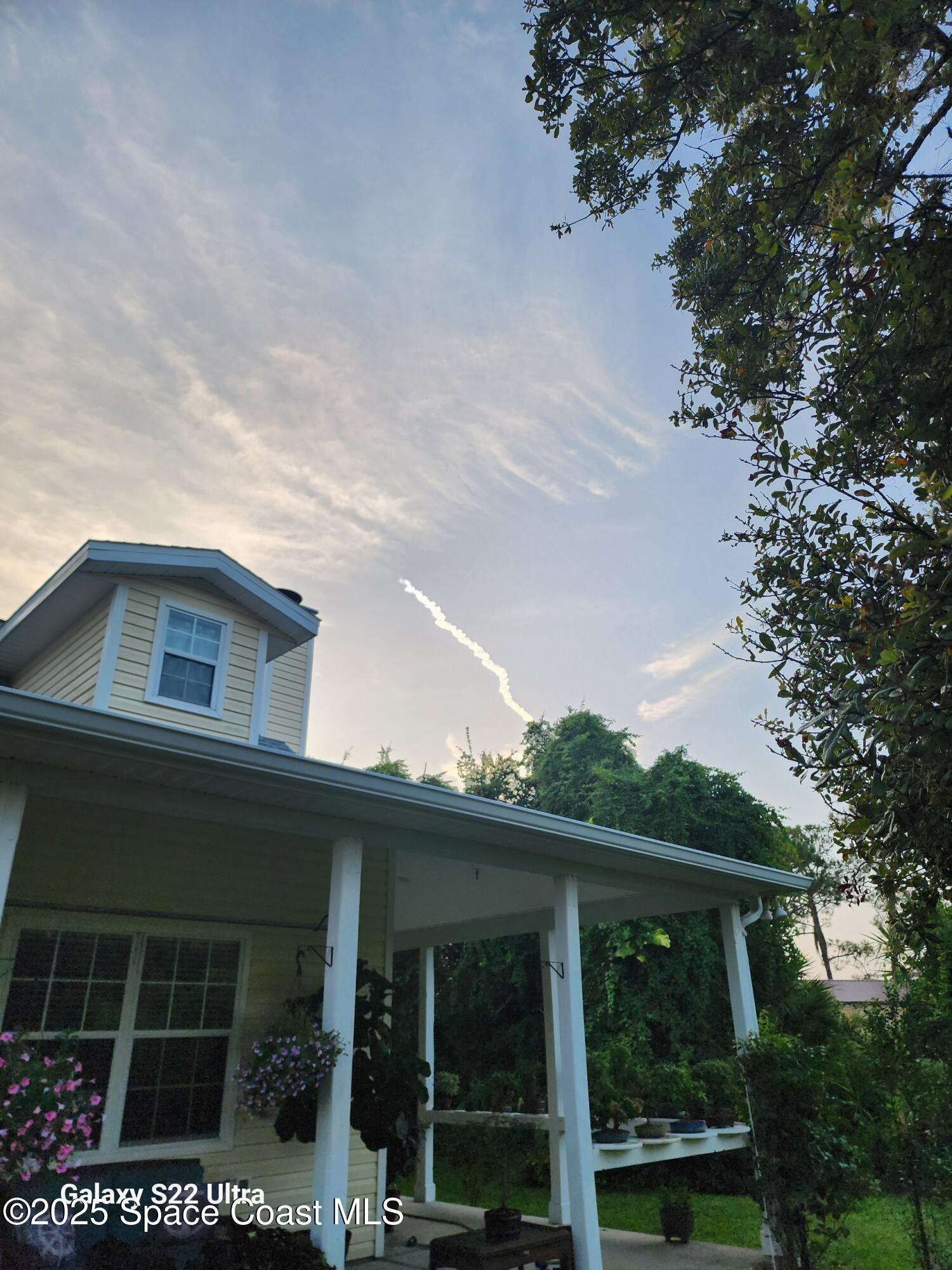 3931 U.S. Rte 1 Mims, FL 32754 - Photo 41 of 47 a front view of a house with garden
