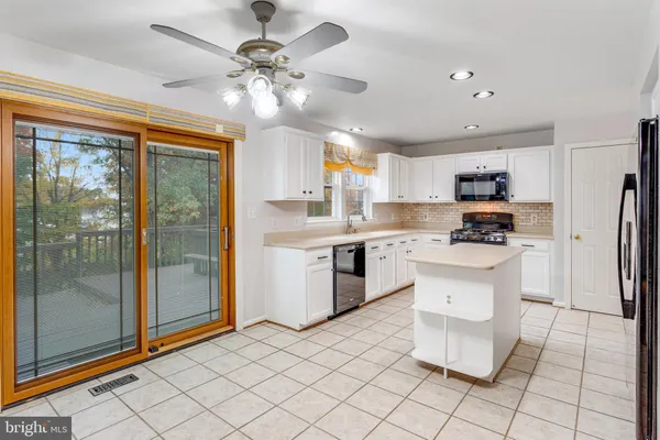 $3,900 | 15385 Bevanwood Drive, Woodbridge, VA 22193