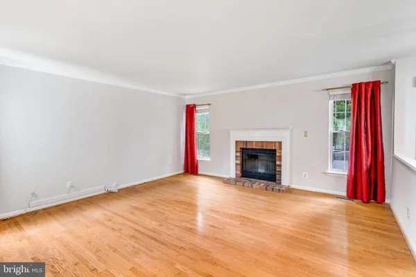 $3,900 | 15385 Bevanwood Drive, Woodbridge, VA 22193