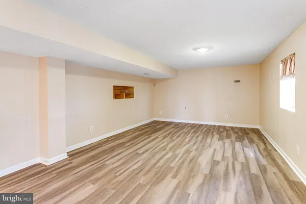 $3,900 | 15385 Bevanwood Drive, Woodbridge, VA 22193