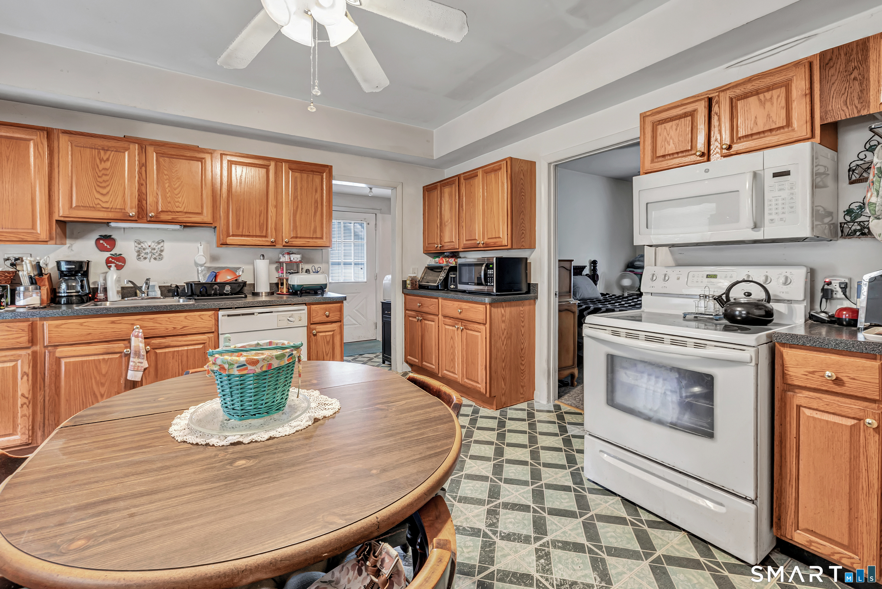 61 Coram Road Shelton, CT 06484 - Photo 13 of 16 Gallery Image 13