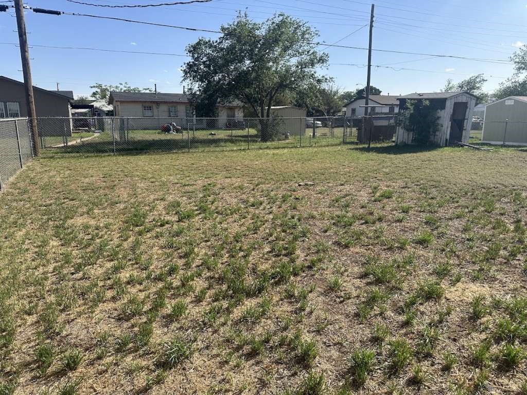 2424 East 28th Street Lubbock, TX 79404 - Photo 14 of 14 a view of a backyard