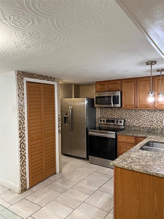4926 Billy Direct Lane Lutz, FL 33559 - Photo 12 of 21