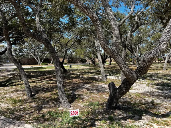 $77,600 | 2506 Royal Oaks, Fulton, TX 78358