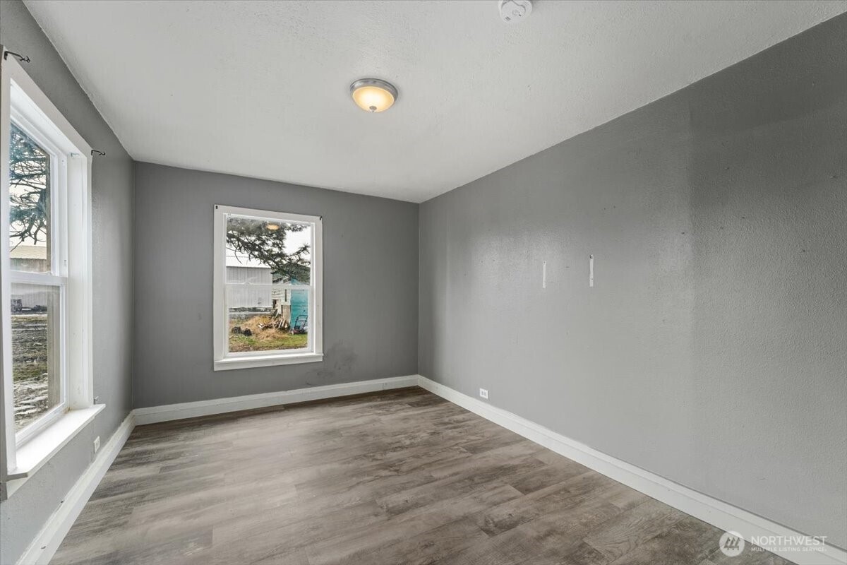 214 Hamilton Street Mansfield, WA 98830 - Photo 11 of 33