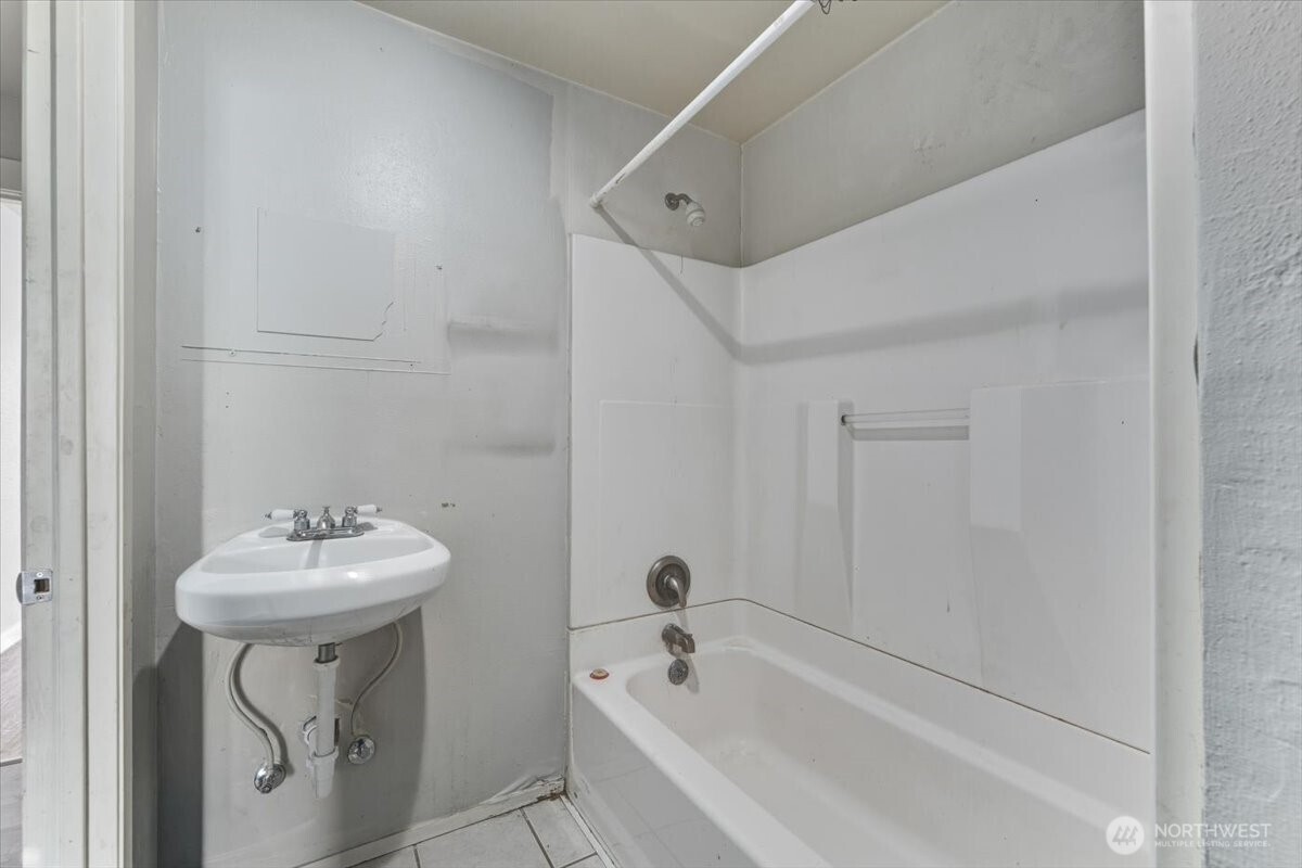 214 Hamilton Street Mansfield, WA 98830 - Photo 13 of 33