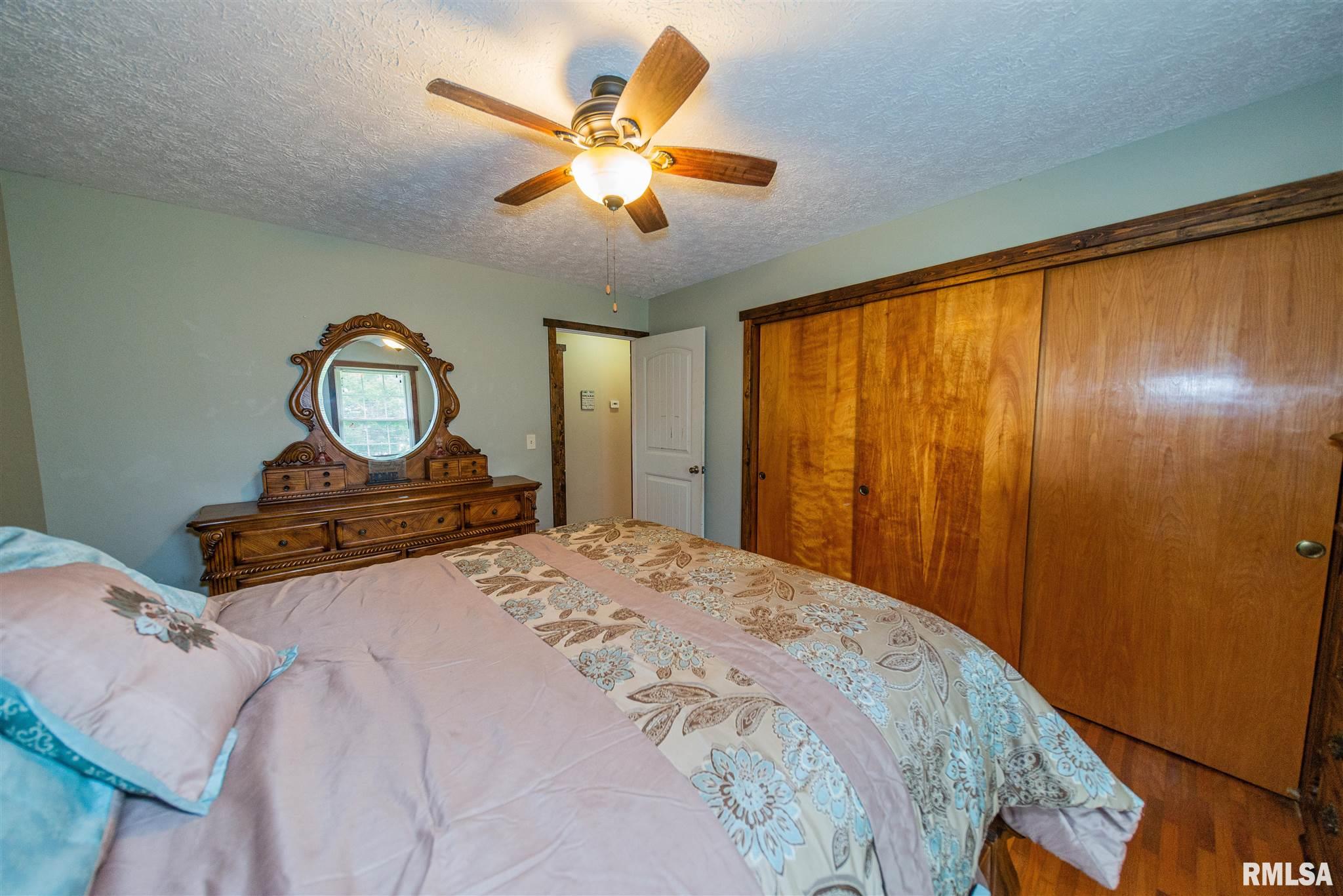 23471 East Dahlgren Road Belle Rive, IL 62810 - Photo 15 of 34