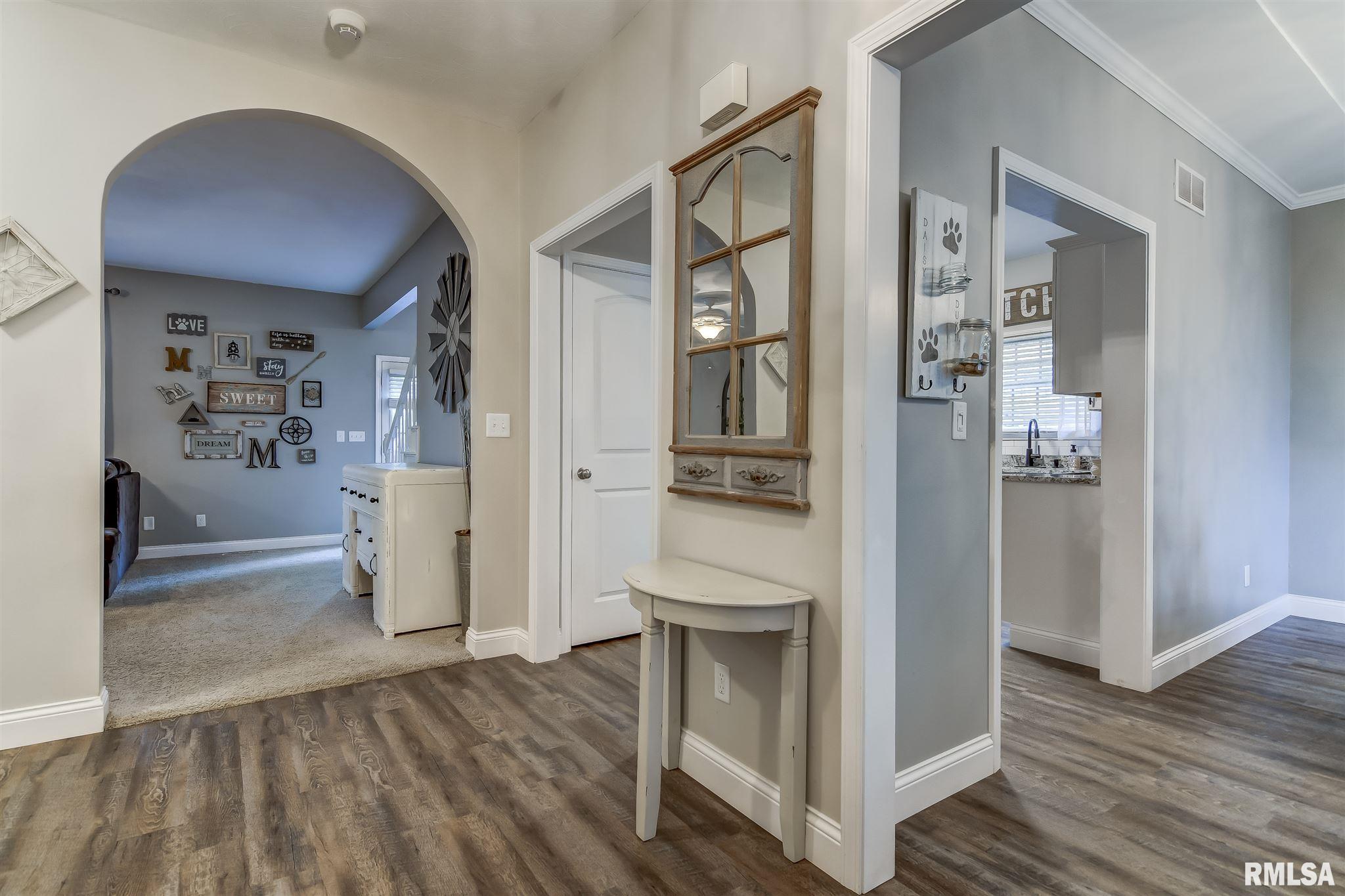 4309 Fielding Drive Springfield, IL 62711 - Photo 4 of 41