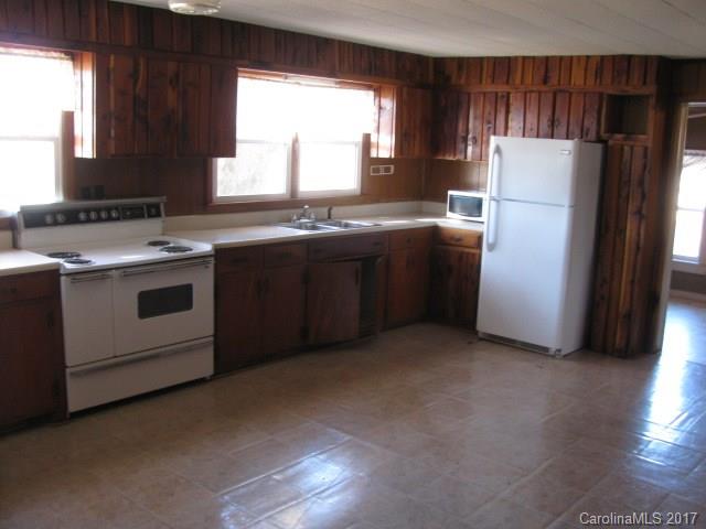834 Coopers Gap Road Mill Spring, NC 28756 - Photo 4 of 7