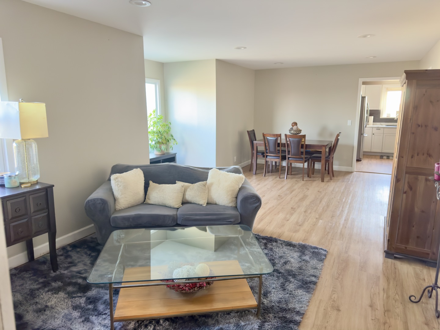 82 North 23rd Road Peru, IL 61354 - Photo 2 of 14 a living room with furniture and a table