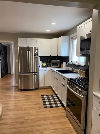 $275,000 | 82 North 23rd Road, Peru, IL 61354