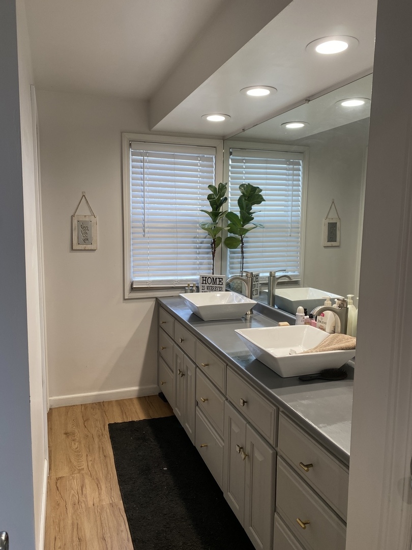 82 North 23rd Road Peru, IL 61354 - Photo 8 of 20