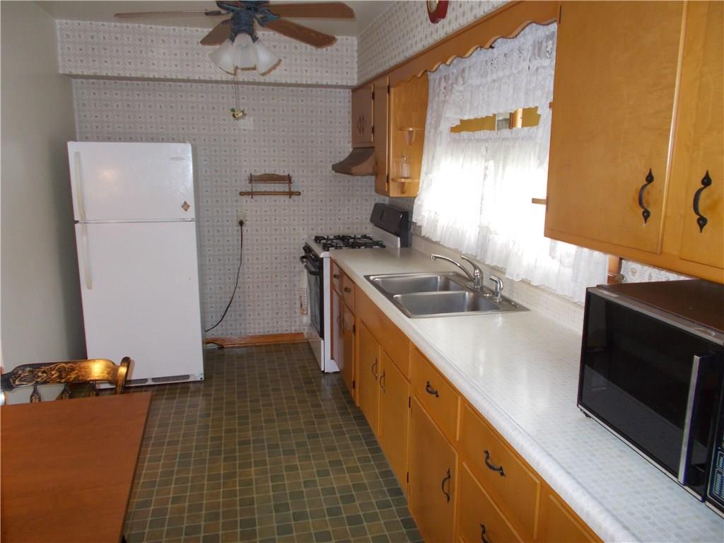39 Temple Road Aliquippa, PA 15001 - Photo 10 of 19 Gallery Image 10