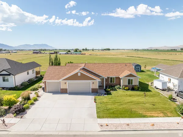 $480,000 | 1204 East 250th Street South, Tremonton, UT 84337