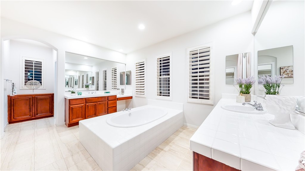 17 Plumbago Irvine, CA 92620 - Photo 15 of 29