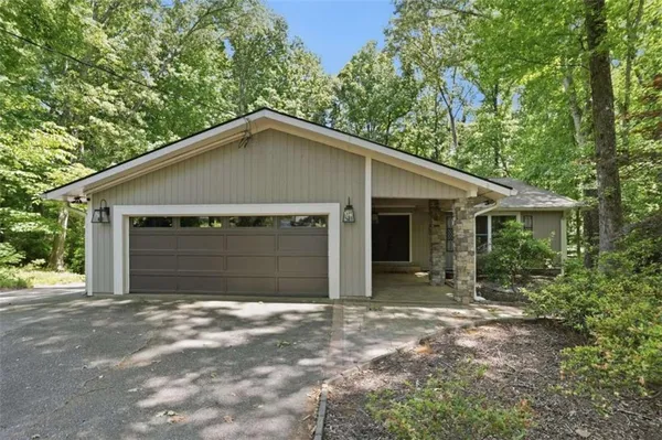 $475,000 | 3662 Stonelake Court Southwest, Lilburn, GA 30047