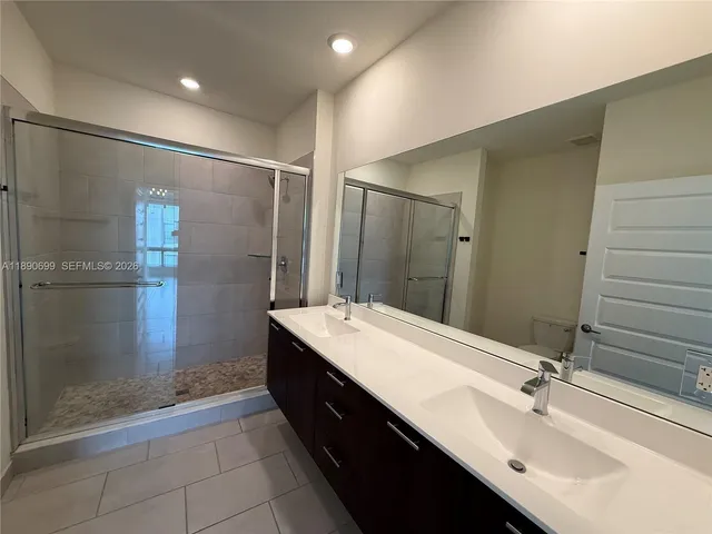 $3,299 | 8301 Northwest 41st Street, Unit B409, Doral, FL 33178