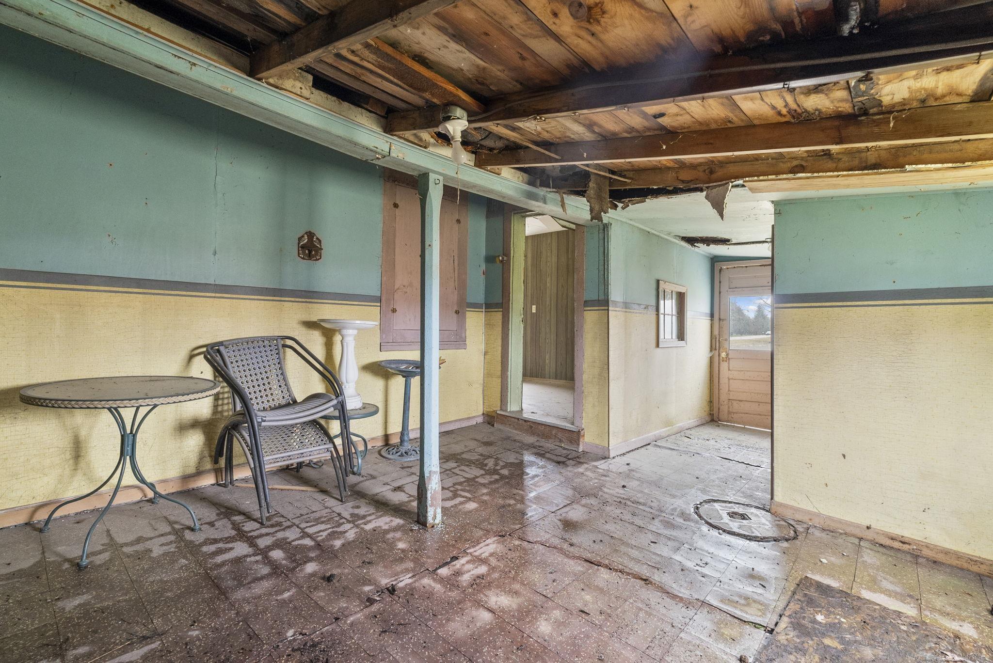 7075 Galbraith Line Road Lexington, MI 48450 - Photo 29 of 37 50135611-566e028c-4401-4039-9dce-46e4e24ebc44.JPG
