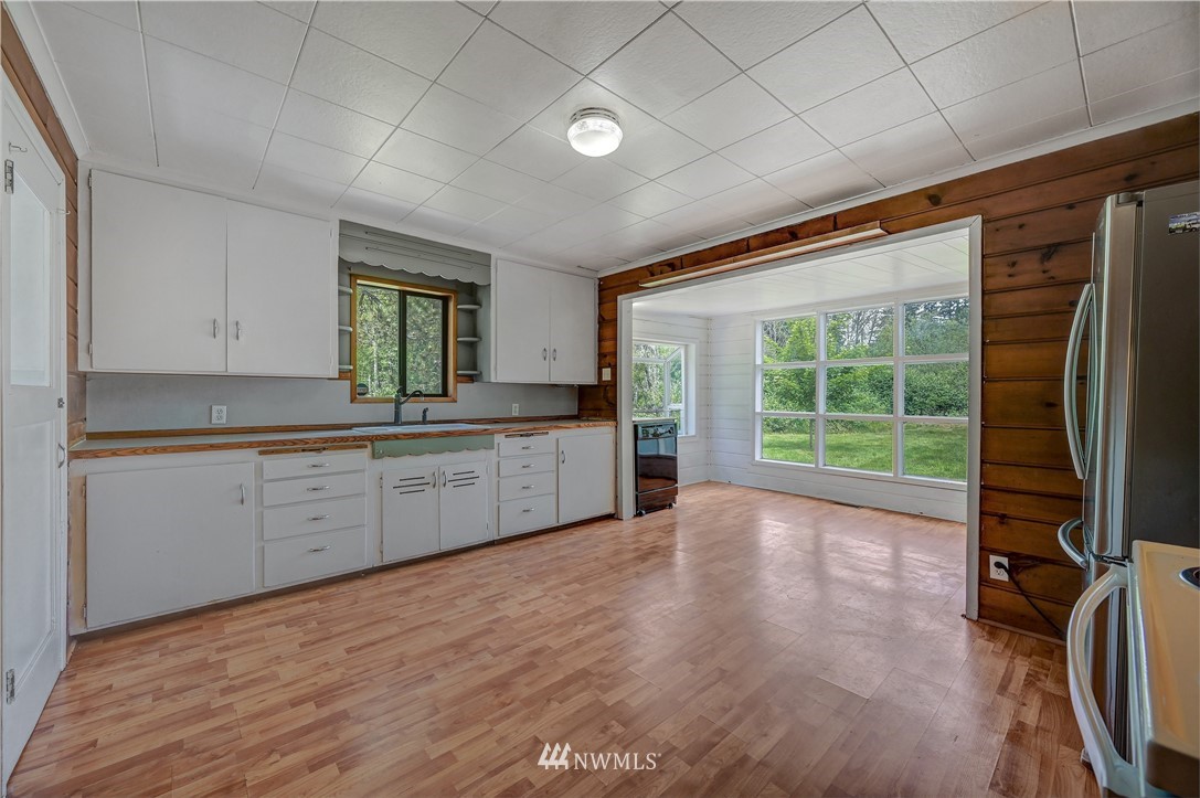 17508 54th Avenue Southeast Bothell, WA 98012 - Photo 14 of 29