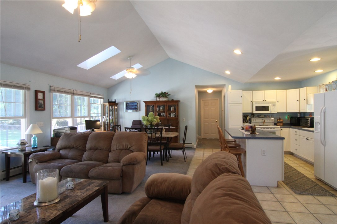 1 Ship Street Jamestown, RI 02835 - Photo 16 of 39