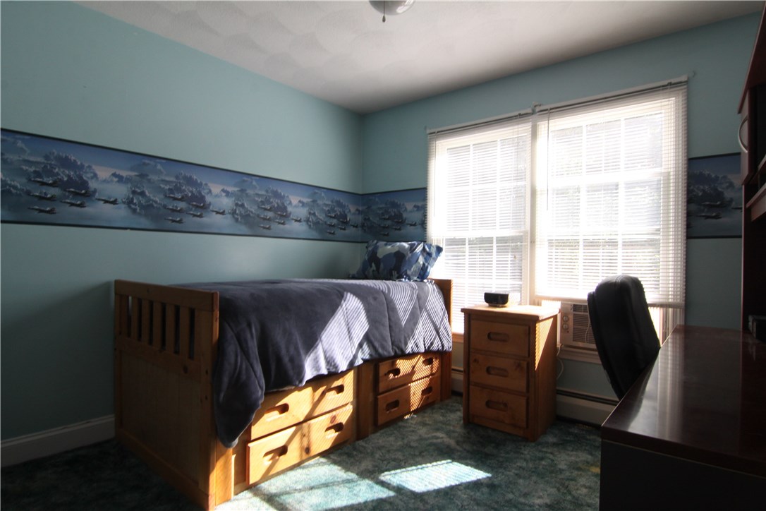 1 Ship Street Jamestown, RI 02835 - Photo 19 of 39