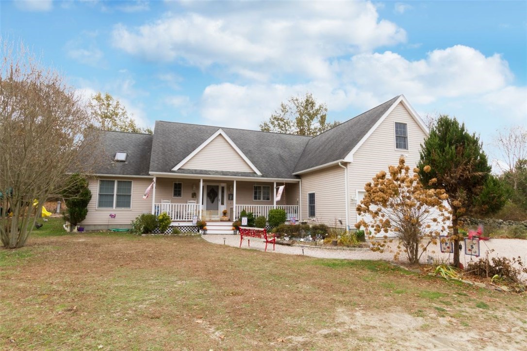 1 Ship Street Jamestown, RI 02835 - Photo 2 of 39