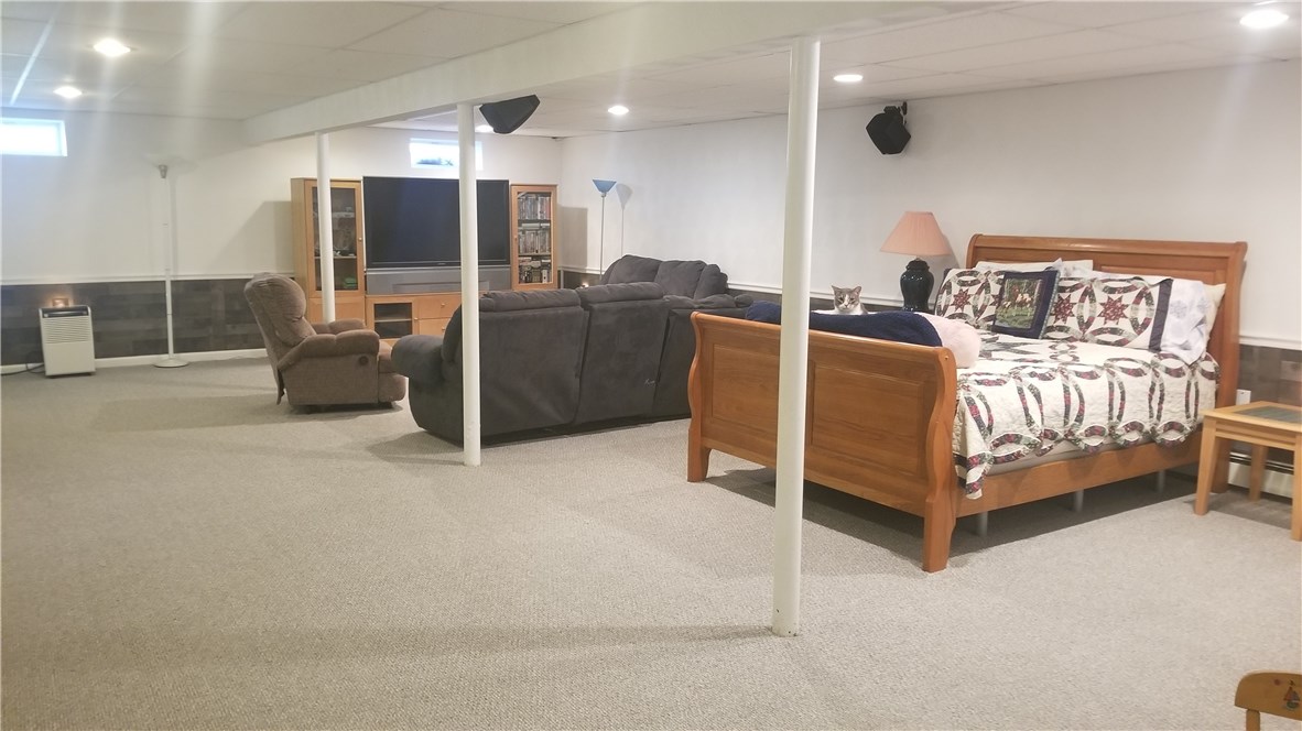 1 Ship Street Jamestown, RI 02835 - Photo 27 of 39