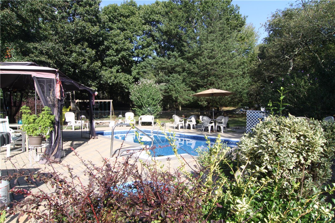 1 Ship Street Jamestown, RI 02835 - Photo 31 of 39