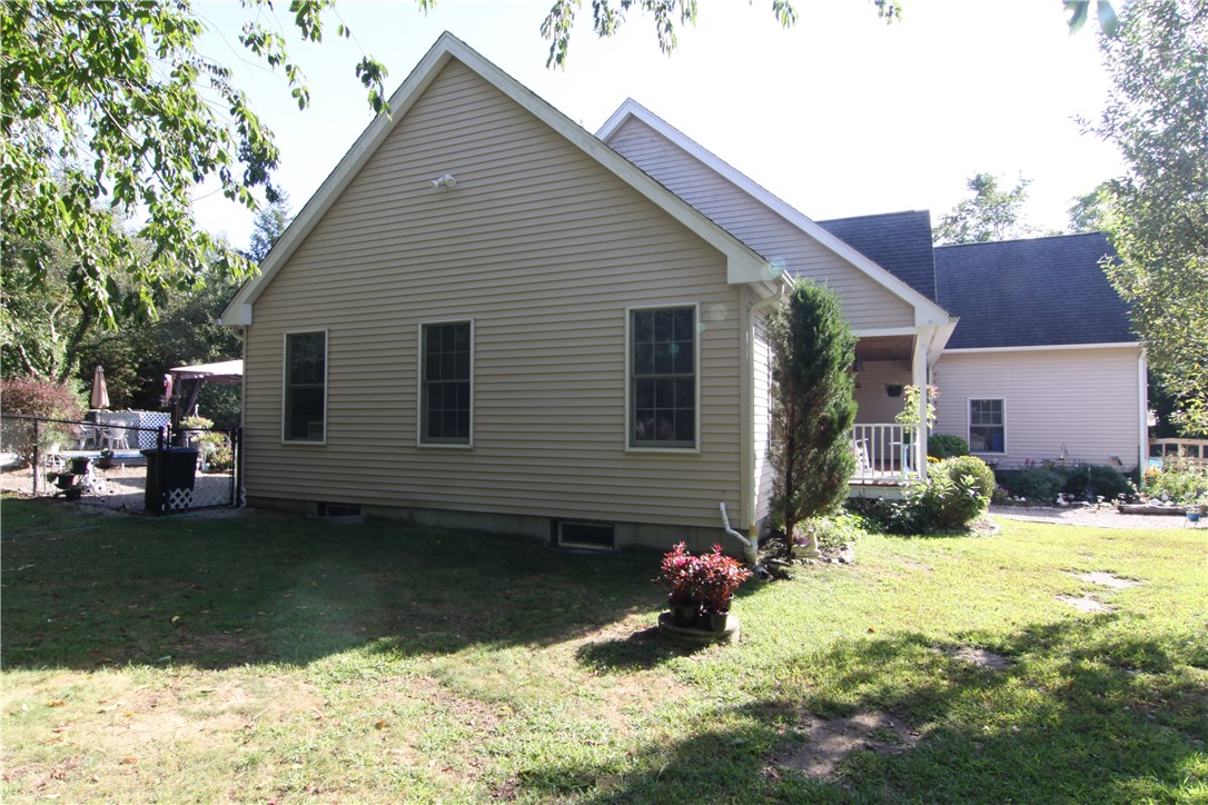 1 Ship Street Jamestown, RI 02835 - Photo 9 of 39