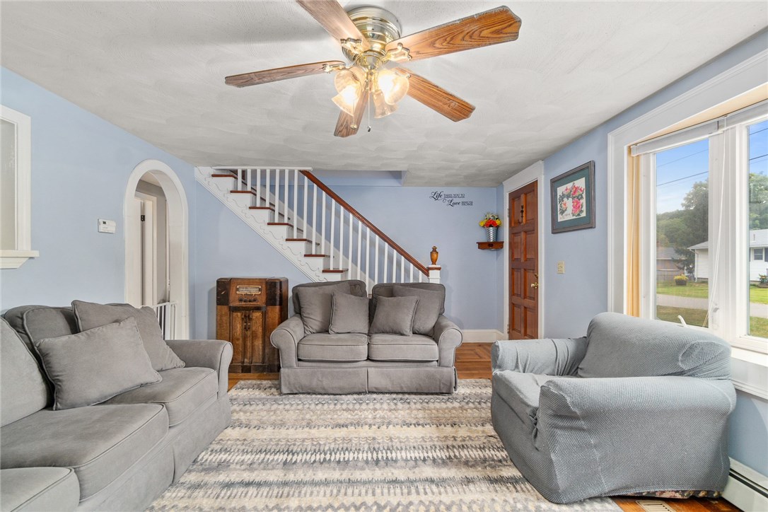 60 Benoit Street Coventry, RI 02816 - Photo 5 of 32 Gallery Image 5