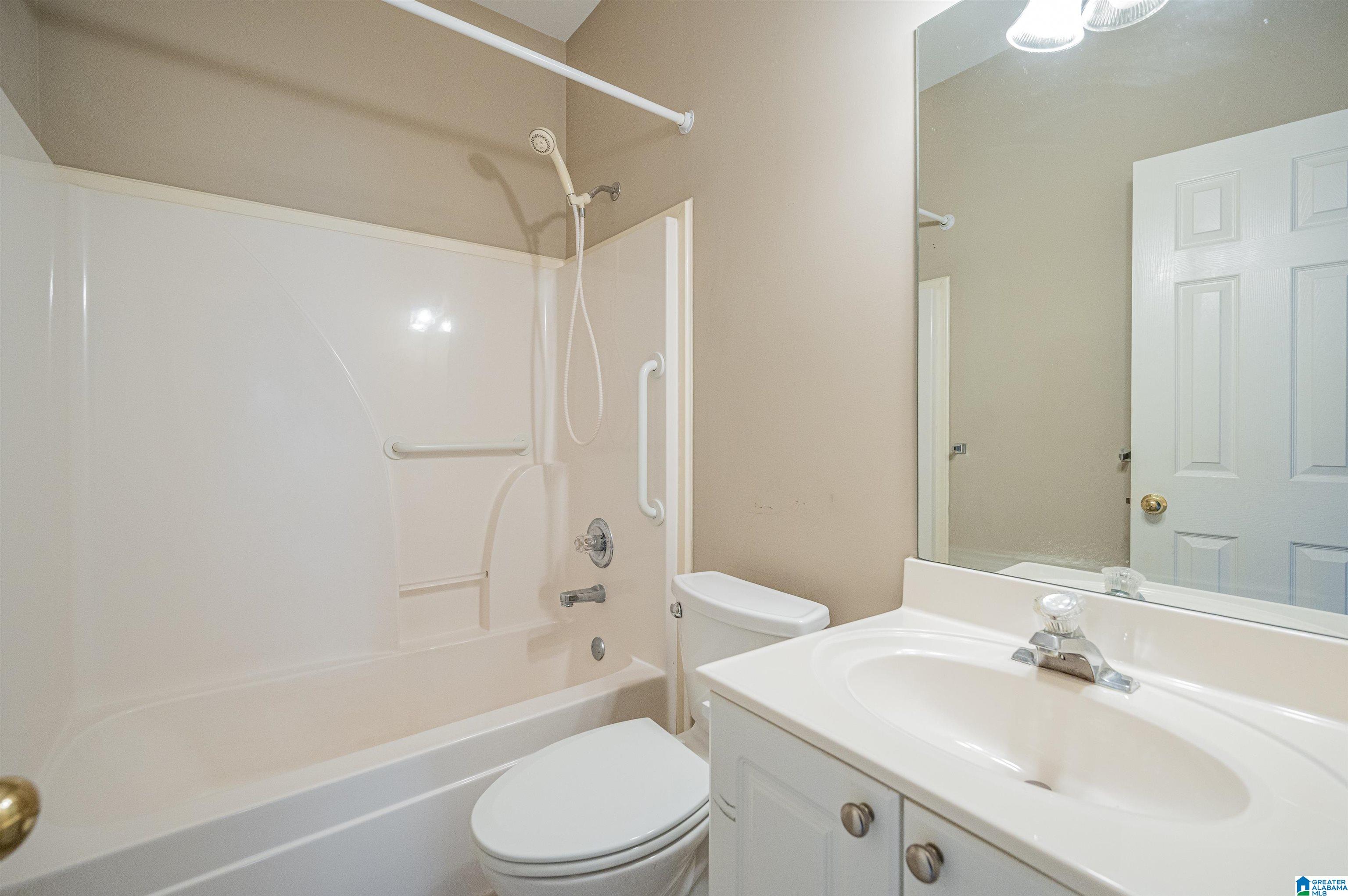 124 Churchill Drive Alabaster, AL 35114 - Photo 31 of 43
