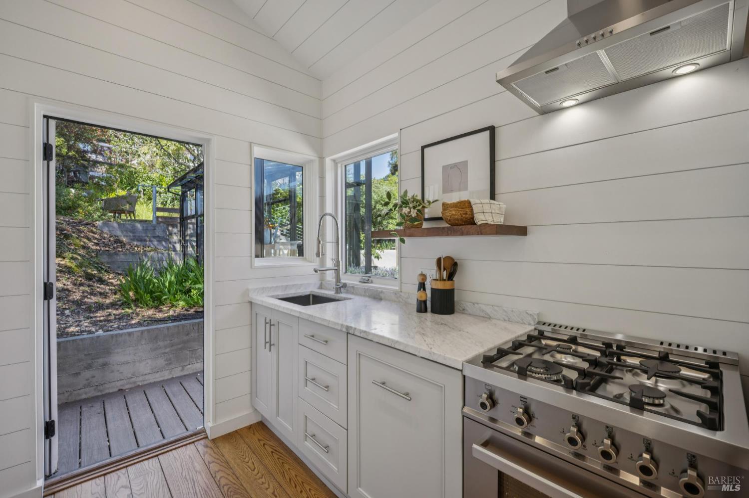 25 Old Landing Road Tiburon, CA 94920 - Photo 48 of 56