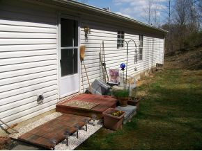 218 Booher Road Jonesborough, TN 37659 - Photo 3 of 20 Back