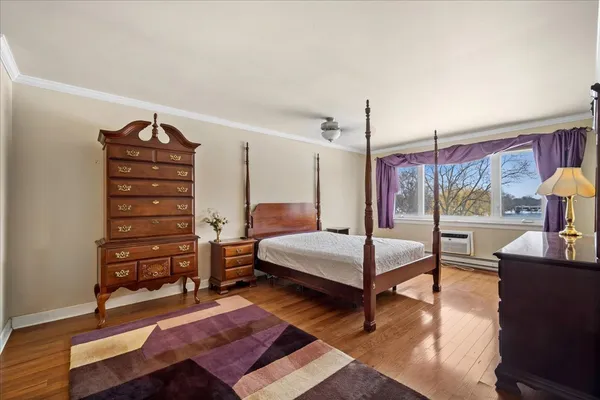 $299,900 | 2700 Bel Aire Drive, Unit 303, Arlington Heights, IL 60004