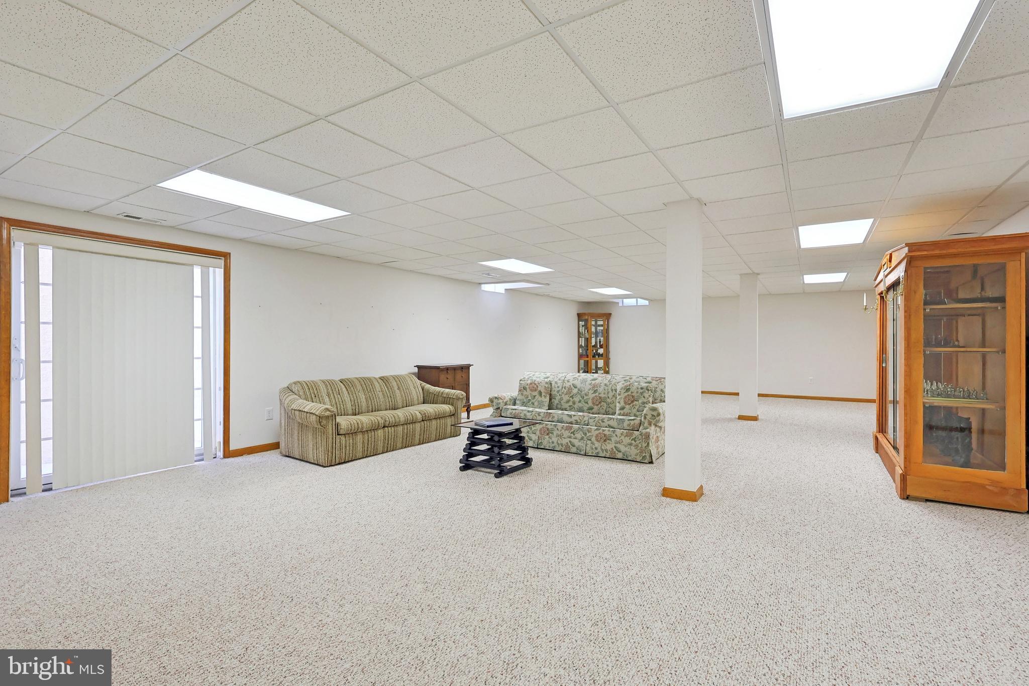 2 Kyle Court Mount Laurel, NJ 08054 - Photo 34 of 42 a living room with furniture and a table